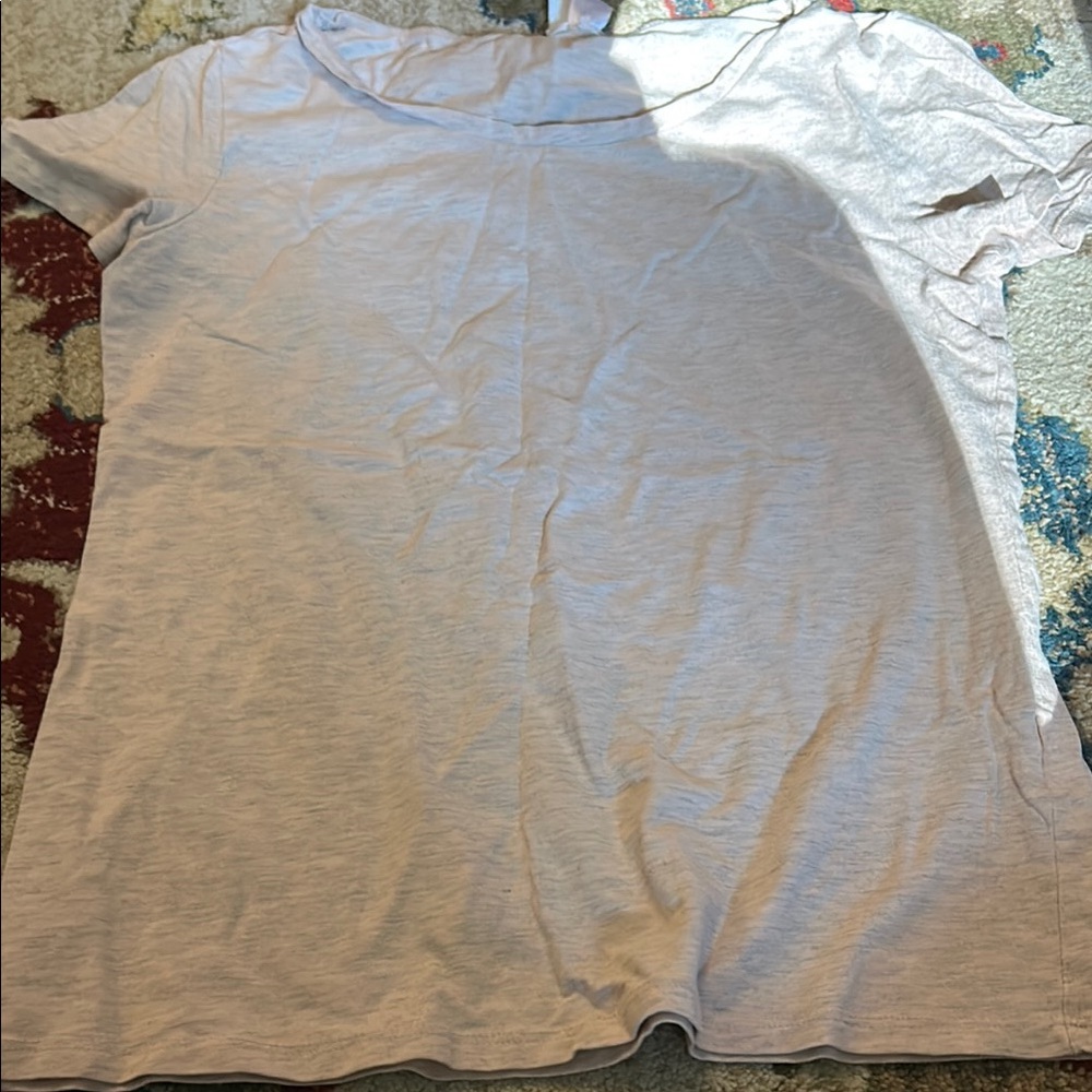 H&M Light Gray Short Sleeve Tee